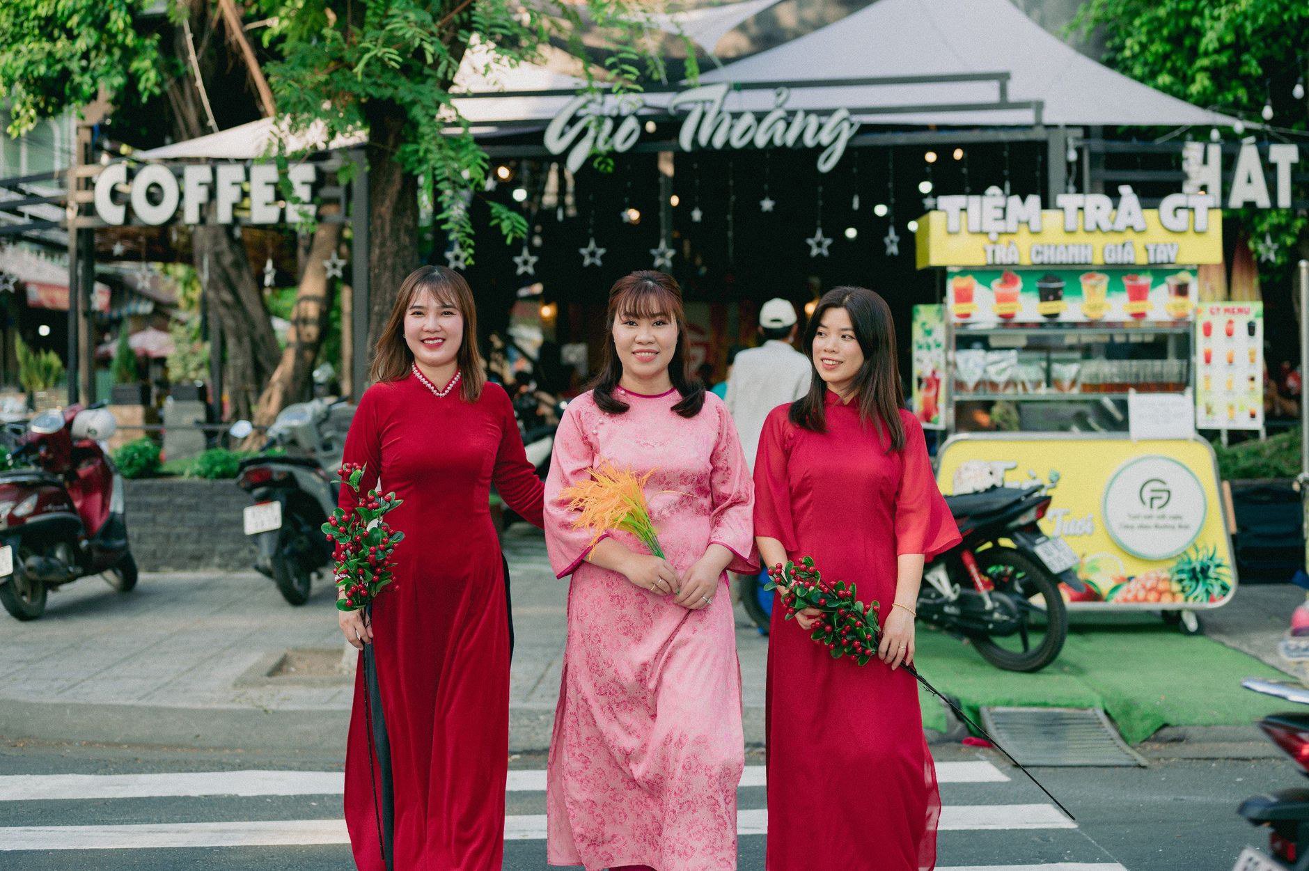 Kết luận: đồng phục nhỏ nhưng tạo khác biệt lớn cho shop
