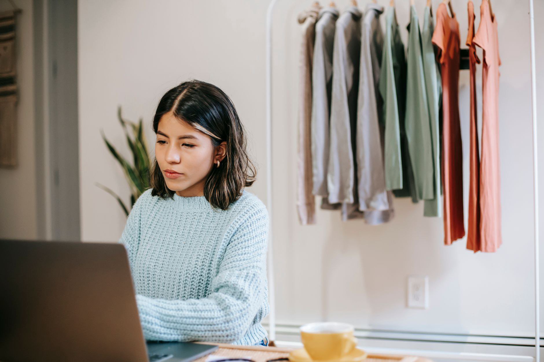 Ví dụ: mô tả một mẫu hoodie nỉ bông Ví dụ: mô tả một mẫu hoodie nỉ bông